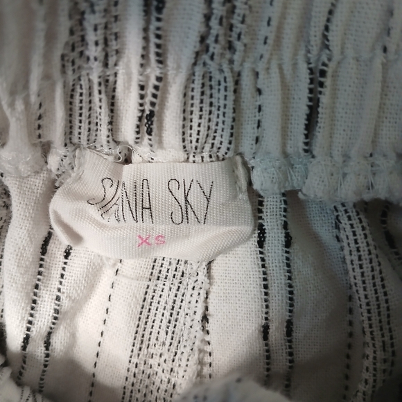 Sienna Sky Gray Striped Wide Leg Pants - Picture 3 of 4